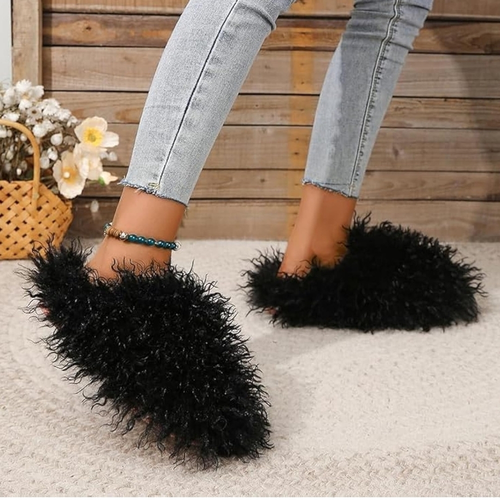 Cozy Black Fuzzy Women's Slippers